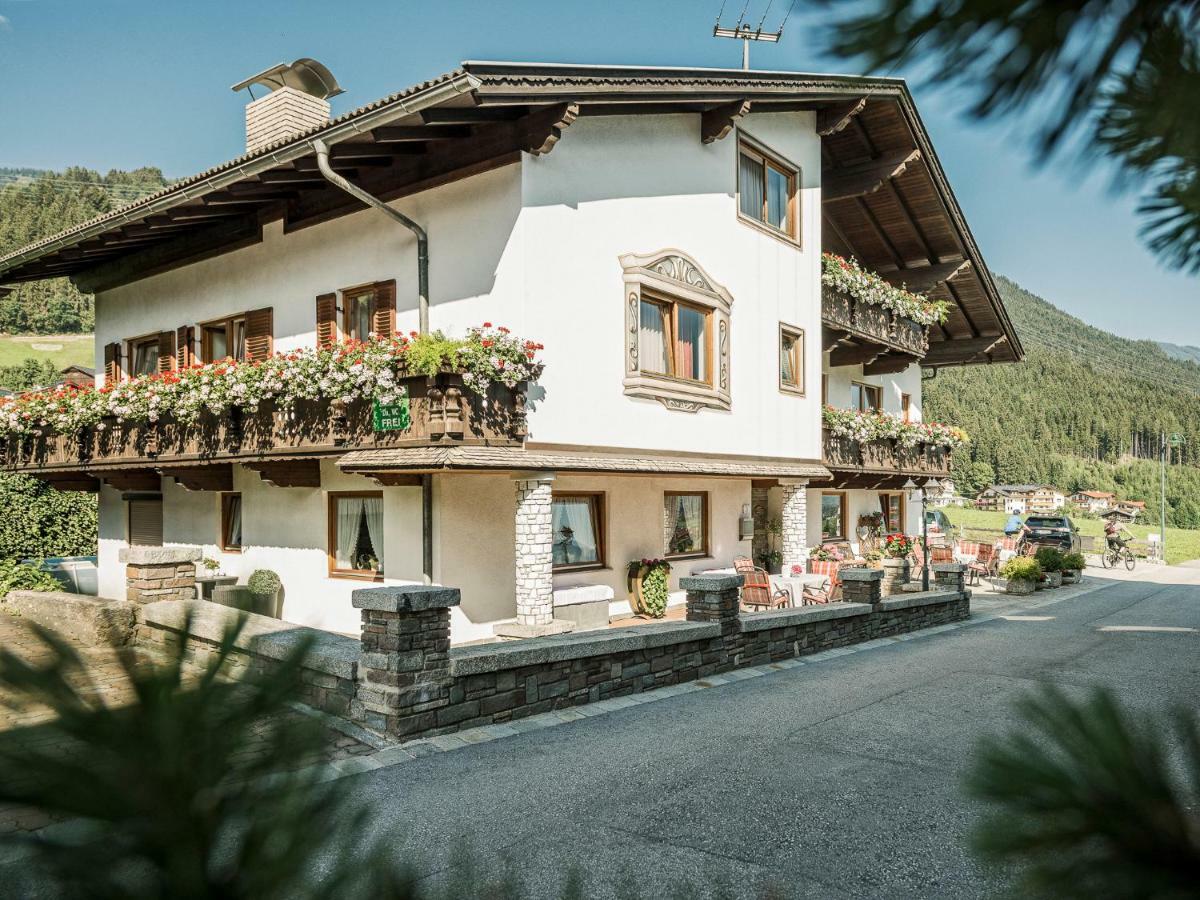 Hotel Haus Christine Ried im Zillertal Exterior foto